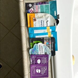 8 Face & body masks bundle